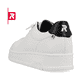 Kristallweiße Rieker EVOLUTION Herren Sneaker U0400-80 mit einer robusten Profilsohle. Schuh von hinten.