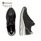 
Glanzschwarze remonte Damen Sneaker D0T03-01 mit einer leichten Sohle mit Keilabsatz. Schuhpaar von oben.