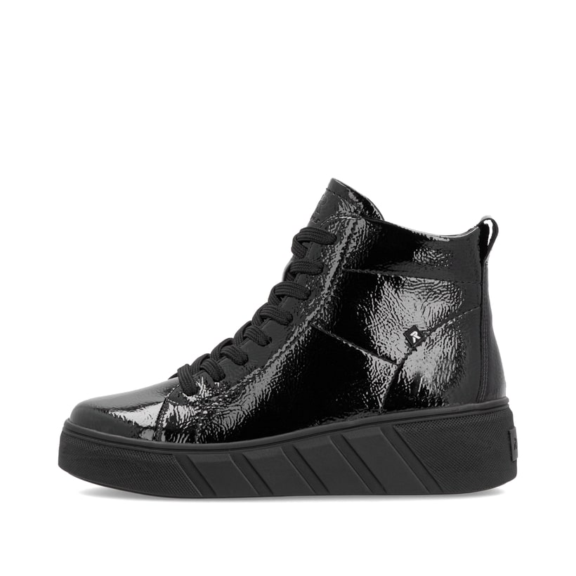 Schwarze Rieker Damen Sneaker High W0561-01 mit einer ultraleichten Plateausohle. Schuh Außenseite.