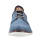 Denimblaue Rieker Herren Slipper 14450-14 mit einer Gummischnürung. Schuh von vorne.