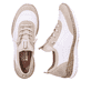 Cremeweiße Rieker Damen Slipper N4253-80 mit Gummischnürung sowie Korkoptik. Schuh von oben, liegend.