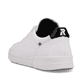 Weiße Rieker Herren Sneaker Low 07102-80 mit flexibler und super leichter Sohle. Schuh von hinten.