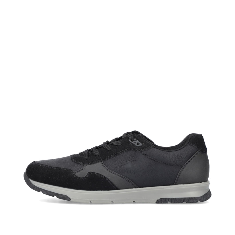 
Asphaltschwarze Rieker Herren Sneaker Low B2002-00 mit Schnürung sowie einer Profilsohle. Schuh Außenseite