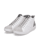 Weiße Rieker Damen Sneaker High 41908-80 mit flexibler und super leichter Sohle. Schuhpaar seitlich schräg.