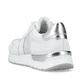 Eisweiße Rieker Damen Sneaker Low 58921-80 mit Schnürung sowie griffiger Sohle. Schuh von hinten.