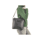 Rieker Damen Handtasche H1522-00 in Tiefschwarz aus Kunstleder mit Reißverschluss. Handtasche getragen.
