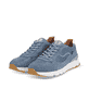 Blaue Rieker Herren Sneaker Low U0901-14 mit super leichter und flexibler Sohle. Schuhpaar seitlich schräg.
