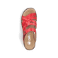 Rote Rieker Damen Pantoletten 62976-33 mit Schnalle sowie Ziernähten. Schuh von oben.