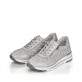 
Mondgraue remonte Damen Sneaker R6700-40 mit einer leichten Profilsohle. Schuhpaar schräg.