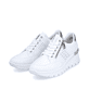Reinweiße Rieker Damen Sneaker Low N8321-80 mit Reißverschluss sowie Ziernähten. Schuhpaar seitlich schräg.