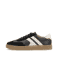 Schwarze Rieker Herren Sneaker Low U0707-00 im Retro-Look mit weißen Streifen an der Seite sowie einer Schnürung. Schuh Außenseite.
