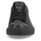 Schwarze Rieker Herren Sneaker Low B9900-00 mit leichter und dämpfender Sohle. Schuh von vorne.