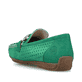 Grüne Rieker Damen Loafer 40253-54 in Löcheroptik sowie schmaler Passform E 1/2. Schuh von hinten.