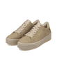Braune Rieker Damen Sneaker Low W0704-20 mit strapazierfähiger Plateausohle. Schuhpaar seitlich schräg.