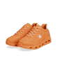 Orangene Rieker Damen Sneaker Low N5202-38 mit flexibler Sohle. Schuhpaar seitlich schräg.