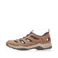 Braune Rieker Herren Slipper 08065-25 mit einer Gummischnürung sowie Ziernähten. Schuh Außenseite.