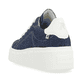 Blaue Rieker Damen Sneaker Low W0501-14 mit dämpfender und ultra leichter Sohle. Schuh von hinten.