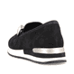 
Nachtschwarze remonte Damen Loafers R2544-02 mit einer flexiblen Profilsohle. Schuh von hinten