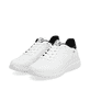 Weiße Rieker Herren Sneaker Low U0501-80 mit flexibler und ultra leichter Sohle. Schuhpaar seitlich schräg.