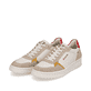 Weiße Rieker Herren Sneaker Low U0401-80 mit einer strapazierfähigen Sohle. Schuhpaar seitlich schräg.