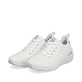 Weiße waschbare Rieker Damen Sneaker Low 40108-80 mit einer flexiblen Sohle. Schuhpaar seitlich schräg.
