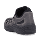 
Granitgraue Rieker Damen Slipper L0502-45 mit einer schockabsorbierenden Sohle. Schuh von hinten