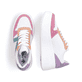 Weiße Rieker Damen Sneaker Low M7814-90 mit leichter und griffiger Plateausohle. Schuh von oben, liegend.