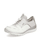 Weiße Rieker Damen Slipper L3294-80 mit einer Gummischnürung. Schuh seitlich schräg.