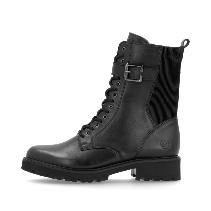 Stahlschwarze remonte Damen Biker Boots D8664-00 mit Zierschnalle. Schuh Außenseite.