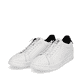 Weiße Rieker Herren Sneaker Low U0400-80 mit einer abriebfesten Sohle. Schuhpaar seitlich schräg.