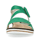 Grüne Rieker Keilsandaletten V3660-54 mit Klettverschluss sowie leichter Sohle. Schuh von vorne.