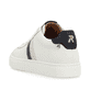 Weiße Rieker Herren Sneaker Low U0705-80 mit TR-Sohle mit weichem EVA-Inlet. Schuh von hinten.