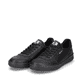 Schwarze Rieker Herren Sneaker Low 07101-00 mit einer flexiblen Sohle. Schuhpaar seitlich schräg.