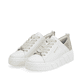 Weiße Rieker Damen Sneaker Low W0502-81 mit ultra leichter und dämpfender Sohle. Schuhpaar seitlich schräg.
