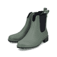 Schilfgrüne Rieker Damen Chelsea Boots P8260-54 mit Elastikeinsatz. Schuhpaar seitlich schräg.