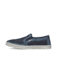 Blaue Rieker Herren Slipper B5264-14 mit Elastikeinsatz sowie verwaschenem Look. Schuh Außenseite.