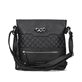 Rieker Damen Handtasche H1072-01 in Nachtschwarz aus Kunstleder mit Reißverschluss. Handtasche Vorderseite.