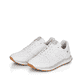 Weiße Rieker Damen Sneaker Low 42501-80 mit super leichter und flexibler Sohle. Schuhpaar seitlich schräg.