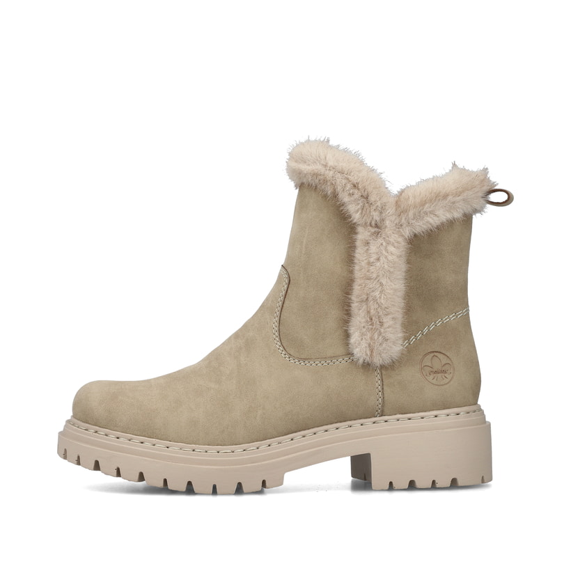 Sandbeige Rieker Damen Kurzstiefel 72682-60 mit Fell-Design sowie Reißverschluss. Schuh Außenseite.