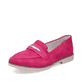 Rosane Rieker Damen Loafer 45301-31 mit Elastikeinsatz sowie dekorativem Element. Schuh seitlich schräg.