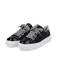Schwarze Rieker Damen Sneaker Low N59A2-00 mit einer Schnürung. Schuhpaar seitlich schräg.