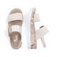 Hellbeige Rieker Keilsandaletten V3950-61 mit einem Klettverschluss. Schuh von oben, liegend.