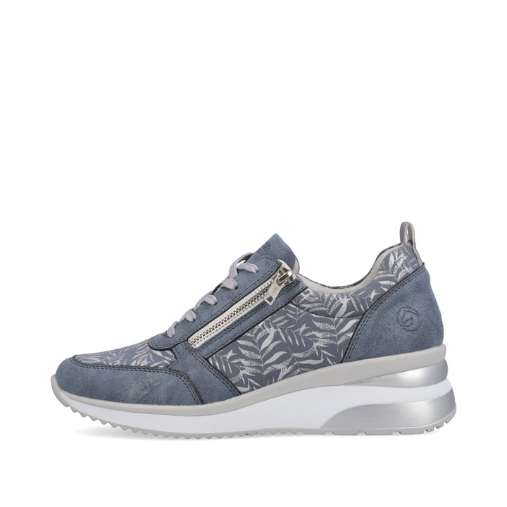 
Jeansblaue remonte Damen Sneaker D2401-10 mit einer flexiblen Sohle mit Keilabsatz. Schuh Außenseite
