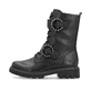 Tiefschwarze remonte Damen Biker Boots D1W70-00 mit runden Zierschnallen. Schuh Außenseite.