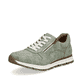 Grüne Rieker Herren Sneaker Low B0502-52 mit Reißverschluss sowie Extraweite I. Schuh seitlich schräg.