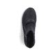 
Tiefschwarze Rieker Damen Slipper Z0051-01 mit einer robusten Profilsohle. Schuh von oben
