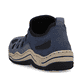 Ozeanblaue Rieker Damen Slipper L0546-14 mit einer Gummischnürung. Schuh von hinten.