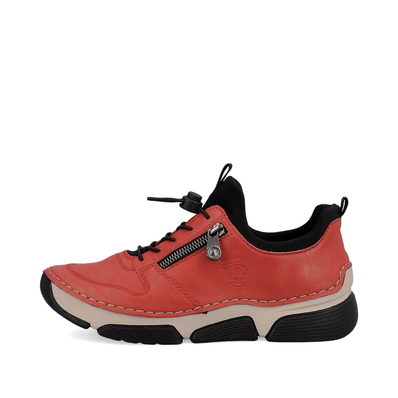 
Erdbeerrote Rieker Damen Slipper 45951-33 mit einer schockabsorbierenden Sohle. Schuh Außenseite