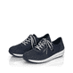 Blaue Rieker Damen Sneaker Low N1111-14 mit Reißverschluss sowie geprägtem Logo. Schuhpaar seitlich schräg.