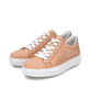 Orangene Rieker Damen Sneaker Low M3901-38 mit einer Schnürung sowie Löcheroptik. Schuhpaar seitlich schräg.